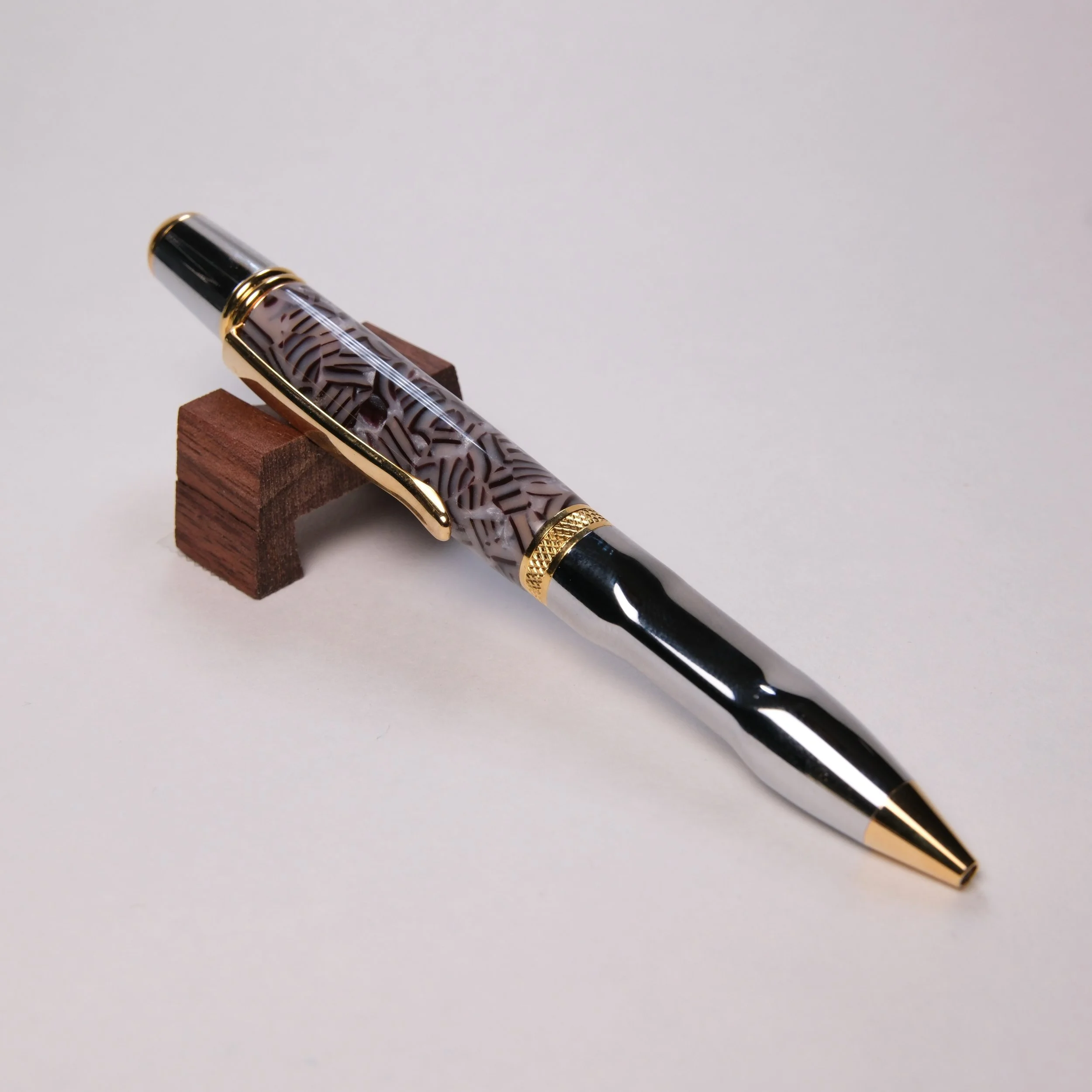 Wall Street II Elegant - Brown & Cream