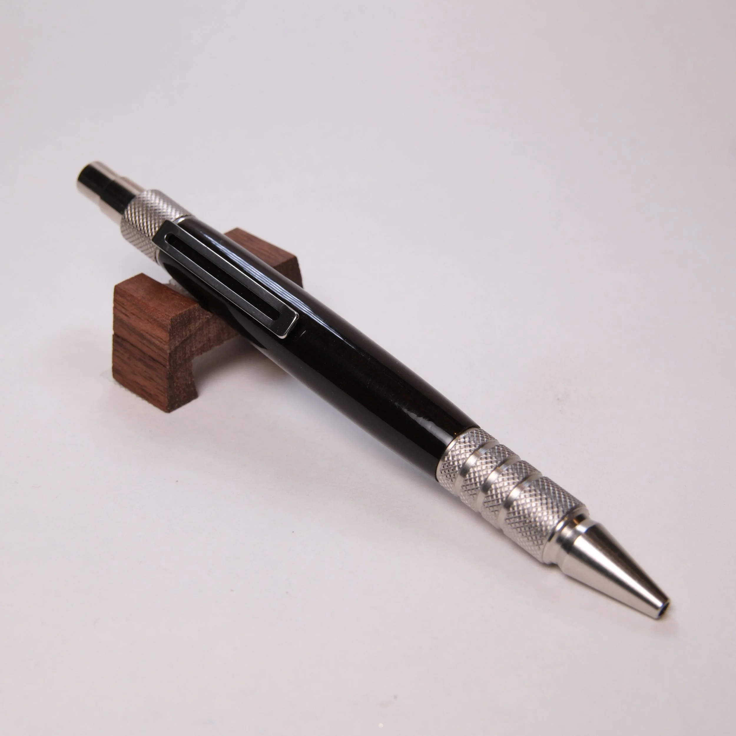 Everyday Carry - Ebony
