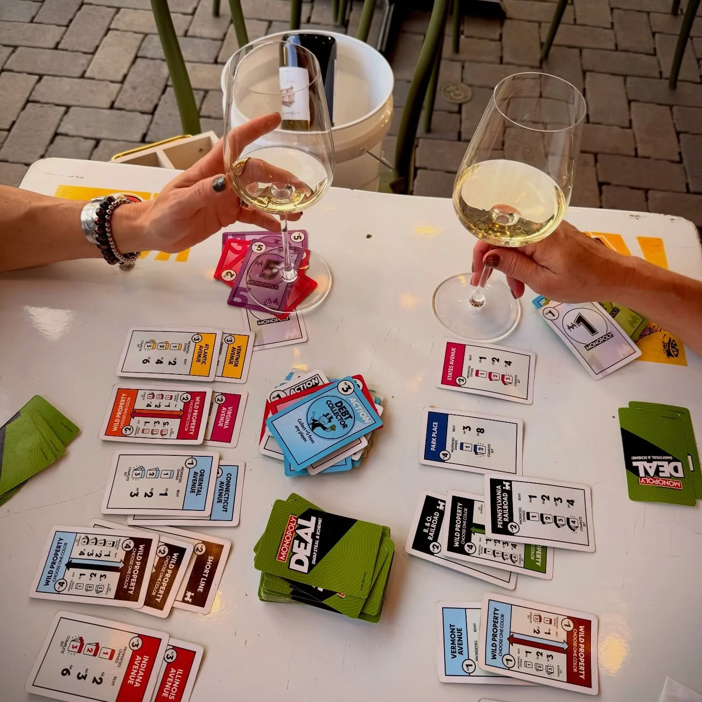 Over here thinking about a weekend debrief and glass of wine from @birdieswine 💭🙏🏻 

Back open Tuesday!