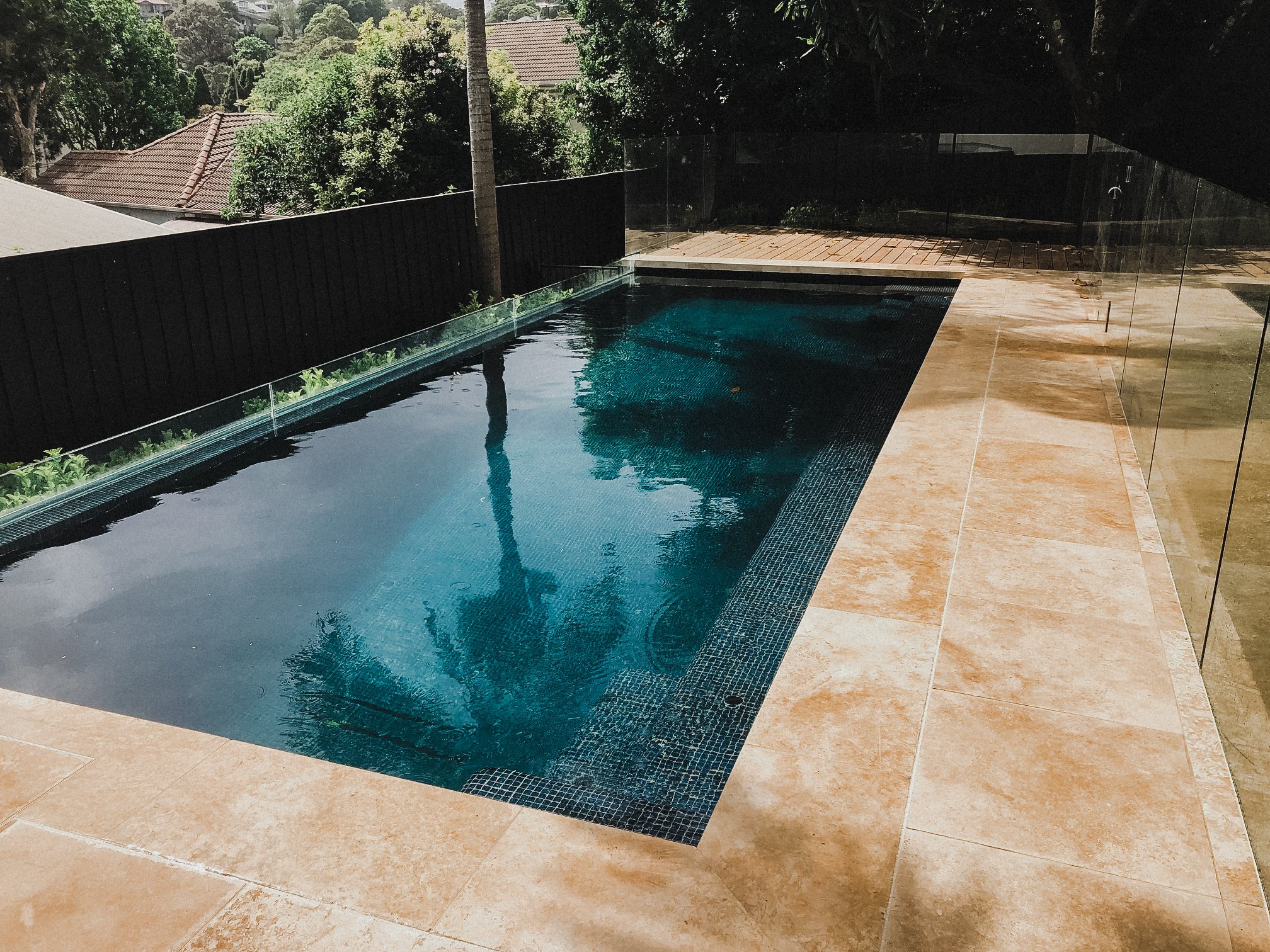 custom-acrylic-pool-window-woollahra-nsw4.jpg