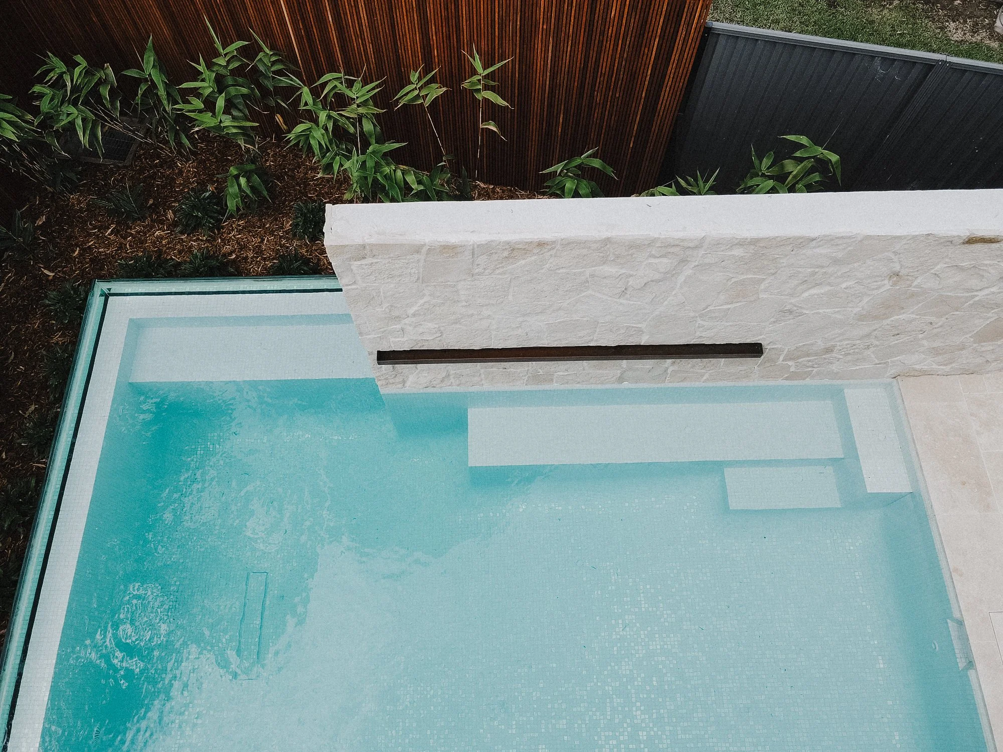 custom-acrylic-pool-window-yowiebay-nsw6.jpg