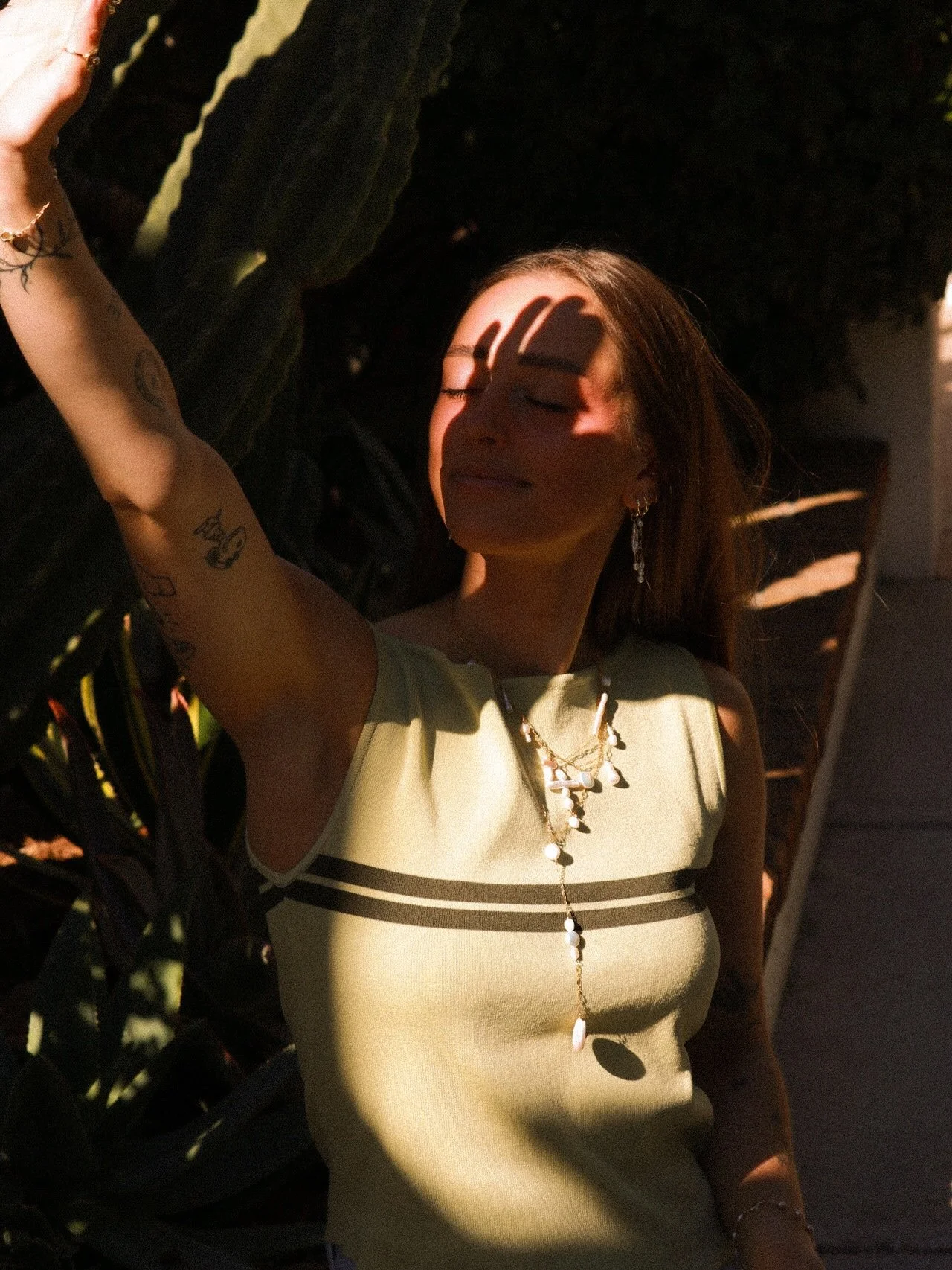 gracie&rsquo;s golden hour moment☀️