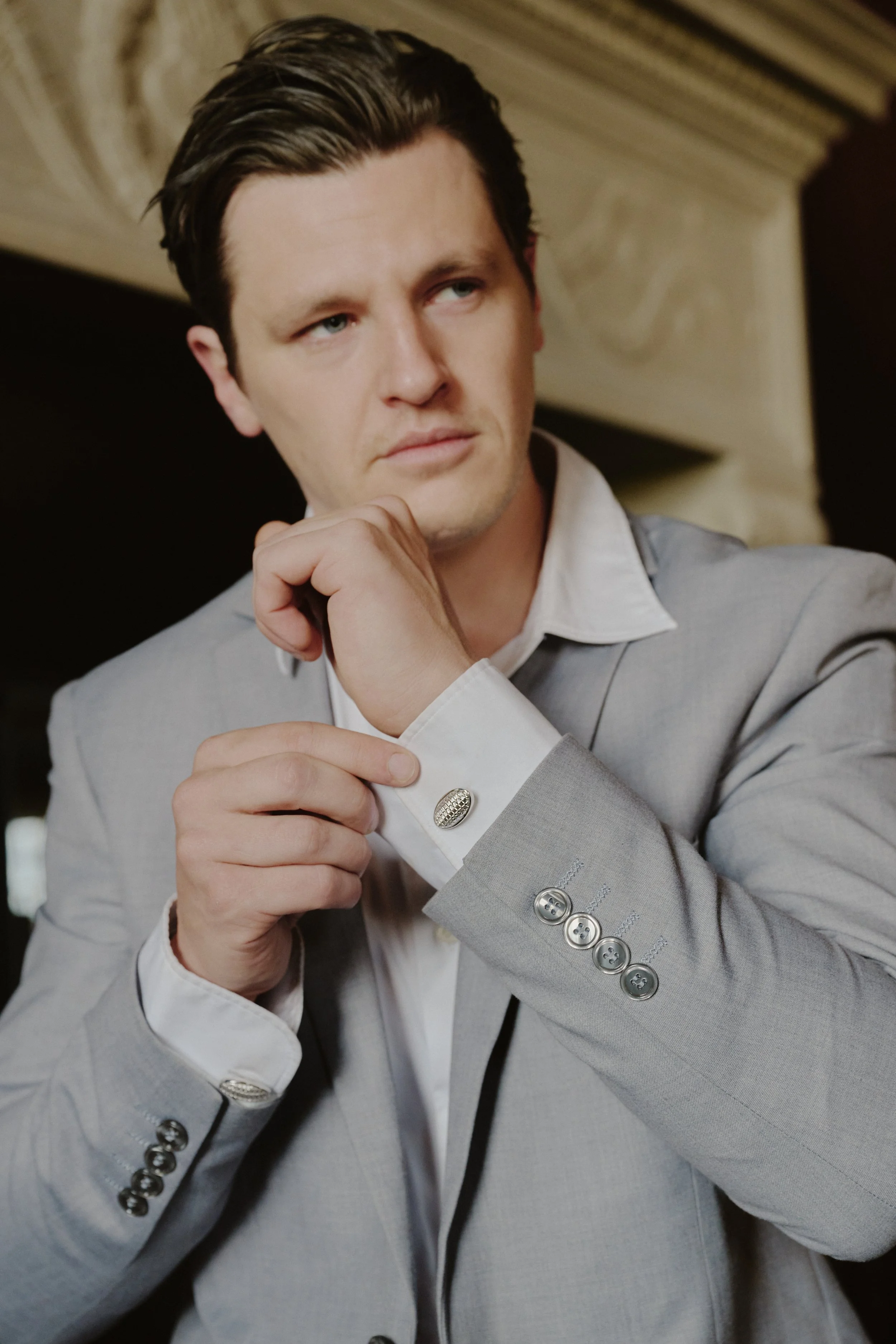 20261005_ProductShoot_ManoFina_KenM_0044.jpg