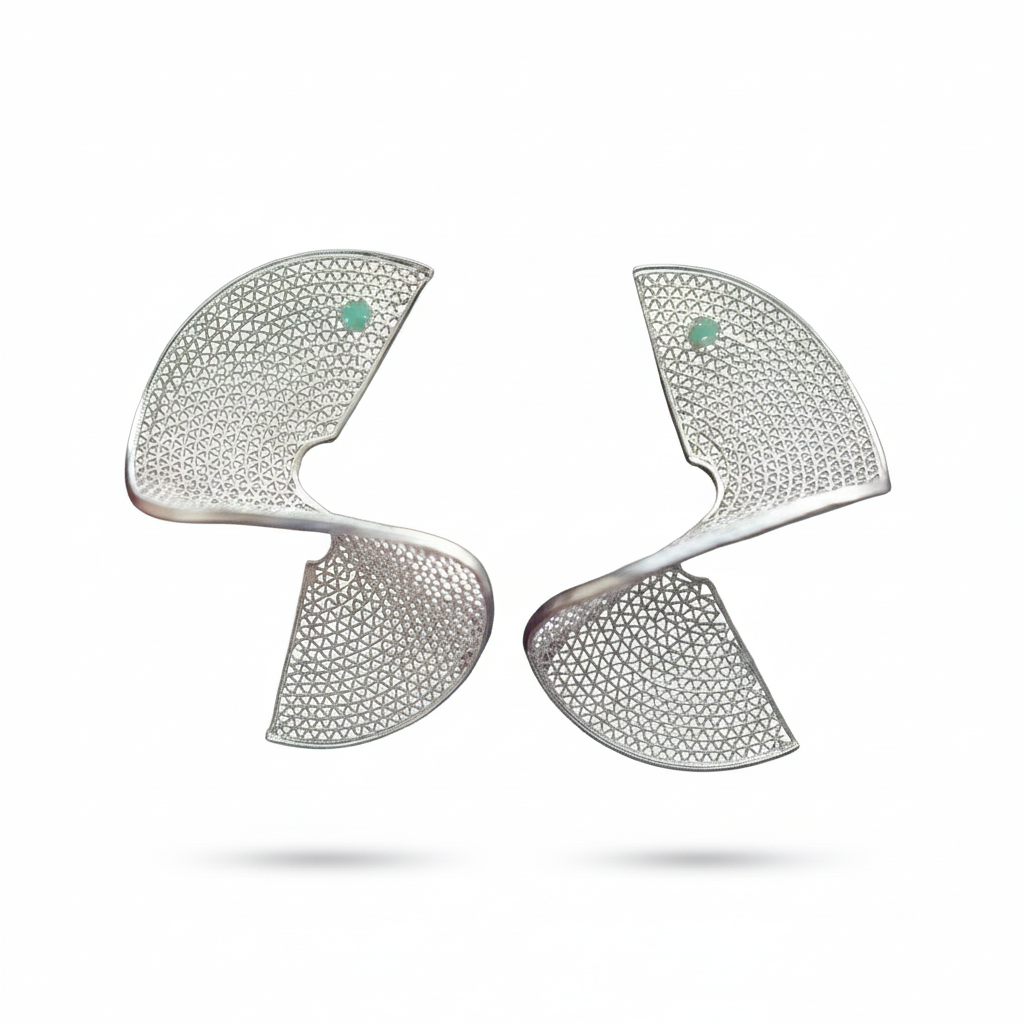 The Curve Earrings in Silver 970