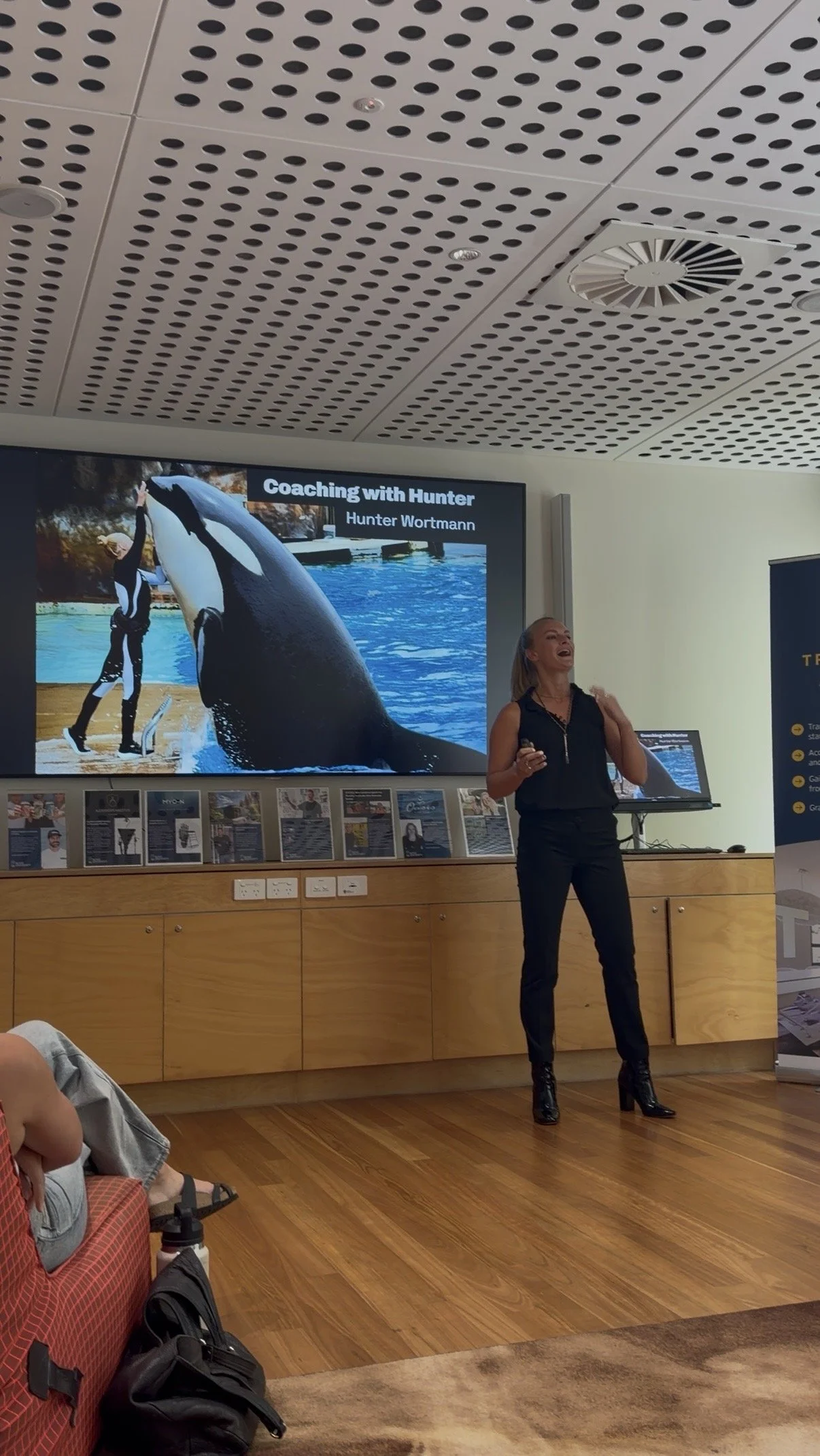 💡 Public Speaking: Is it Art, Science, or a Lighthouse?