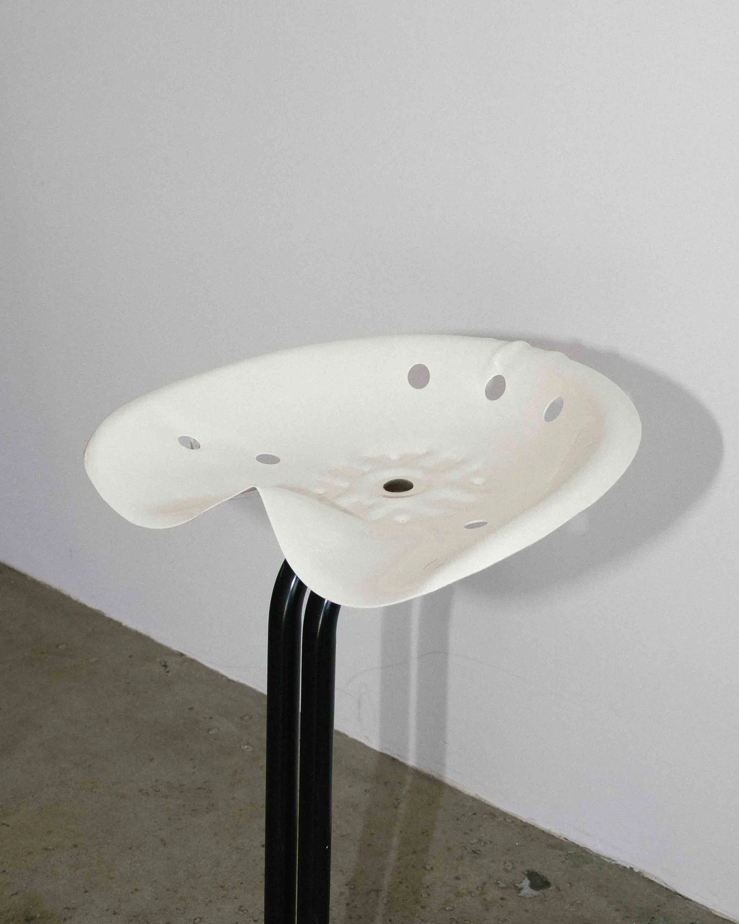 Bieffeplast Rodney Kinsman Tractor | 1968- white and black - design - vintage - Montreal