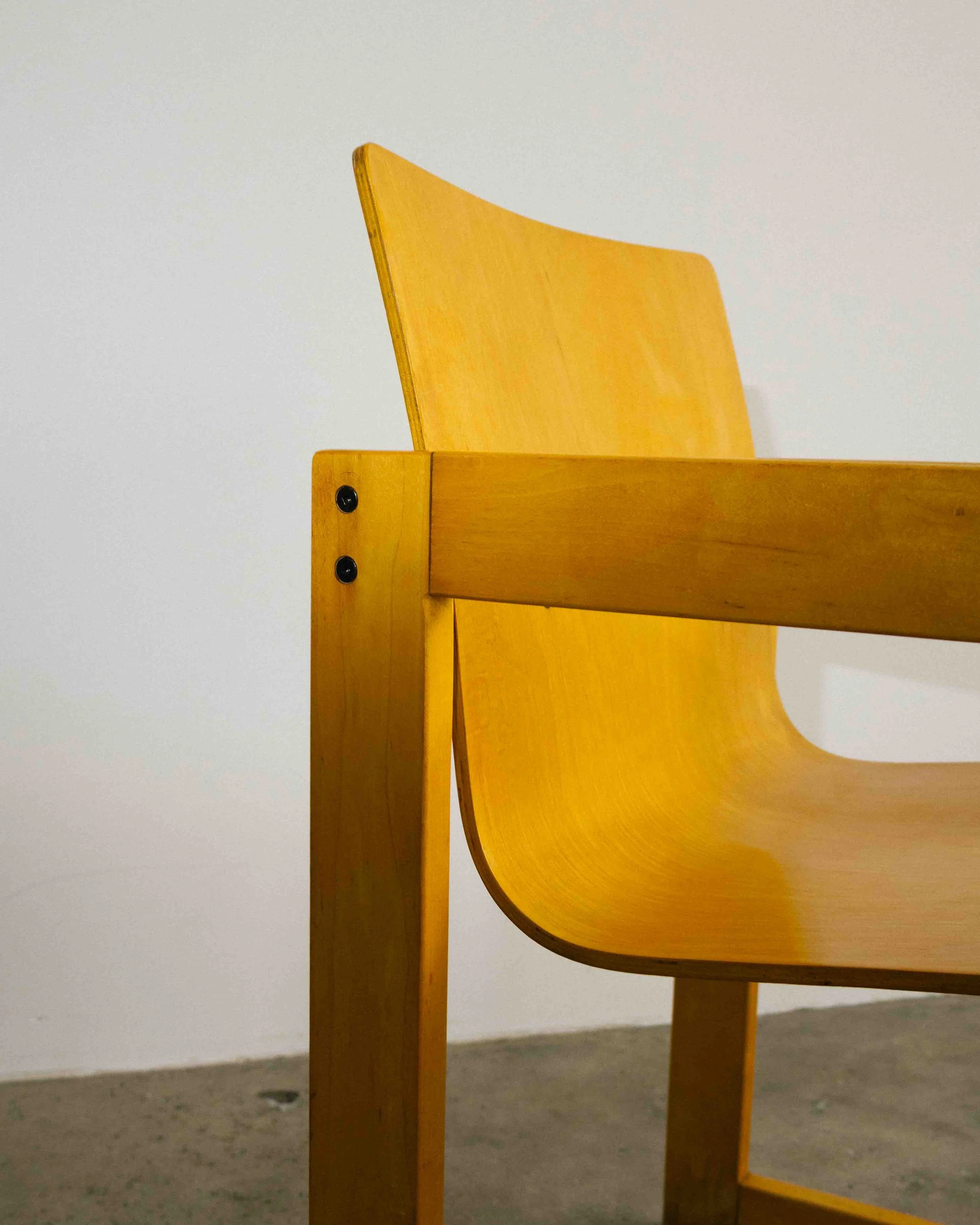 05-27-2026-Chaise-Vivigrain-Canada-1970-6.jpg
