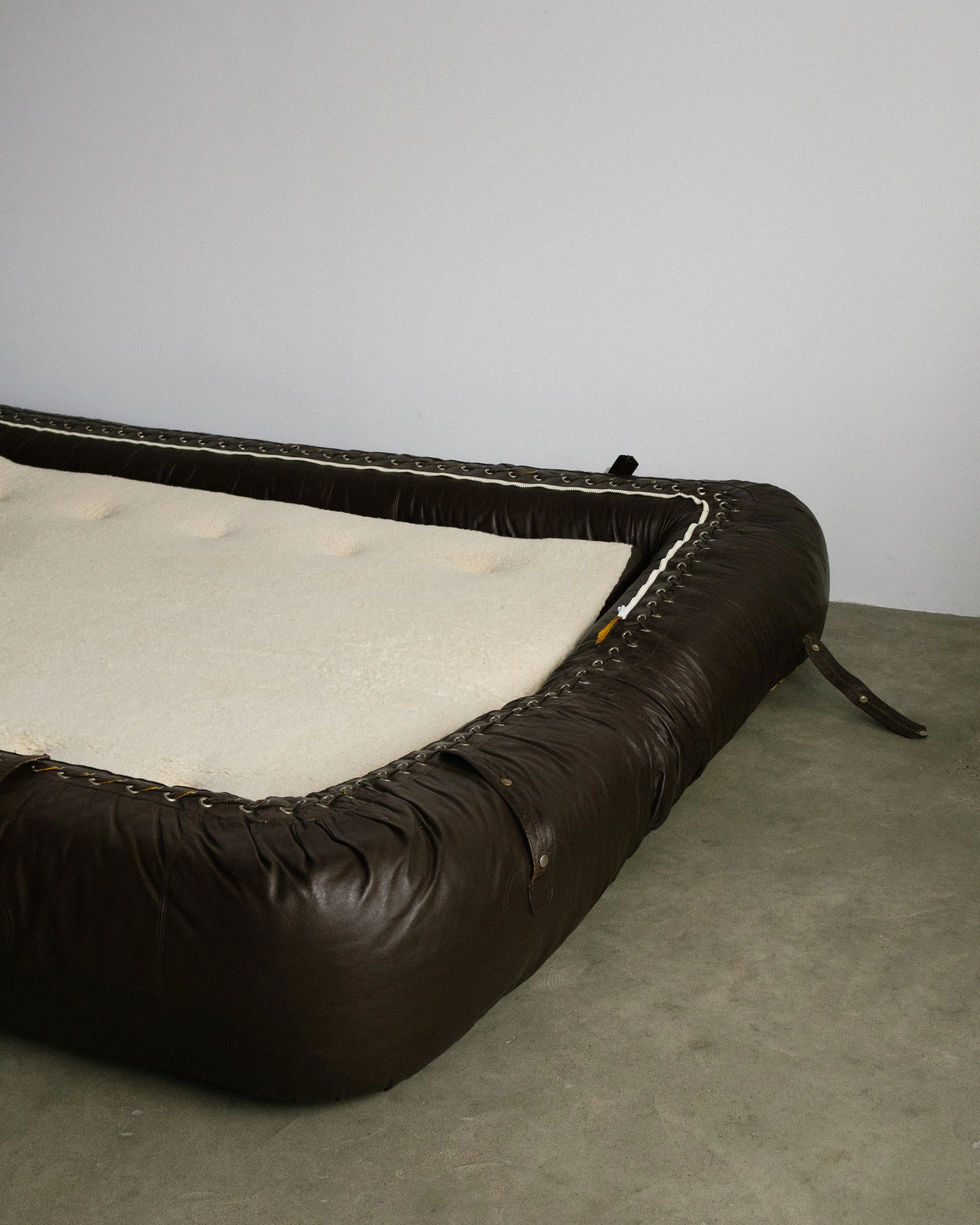 10-14-2026-Sofa_anfibio_folding_sofa_bed_design_sofa_alessandro_becchi-21.jpg
