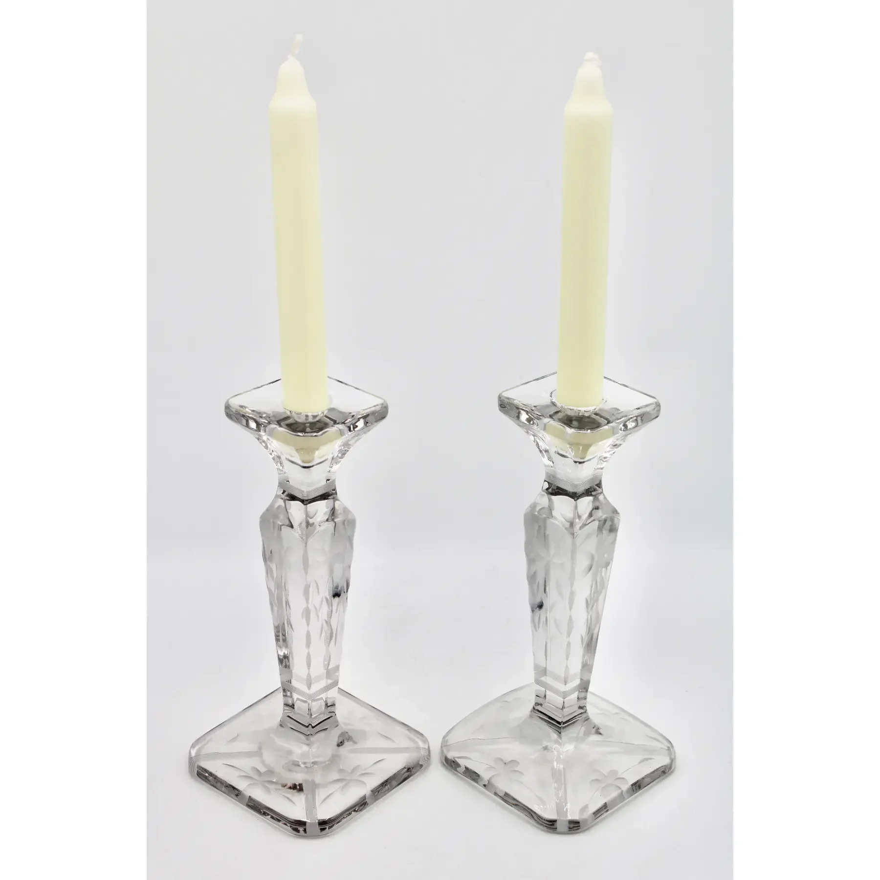 vintage-french-country-crystal-candlesticks-3809.webp