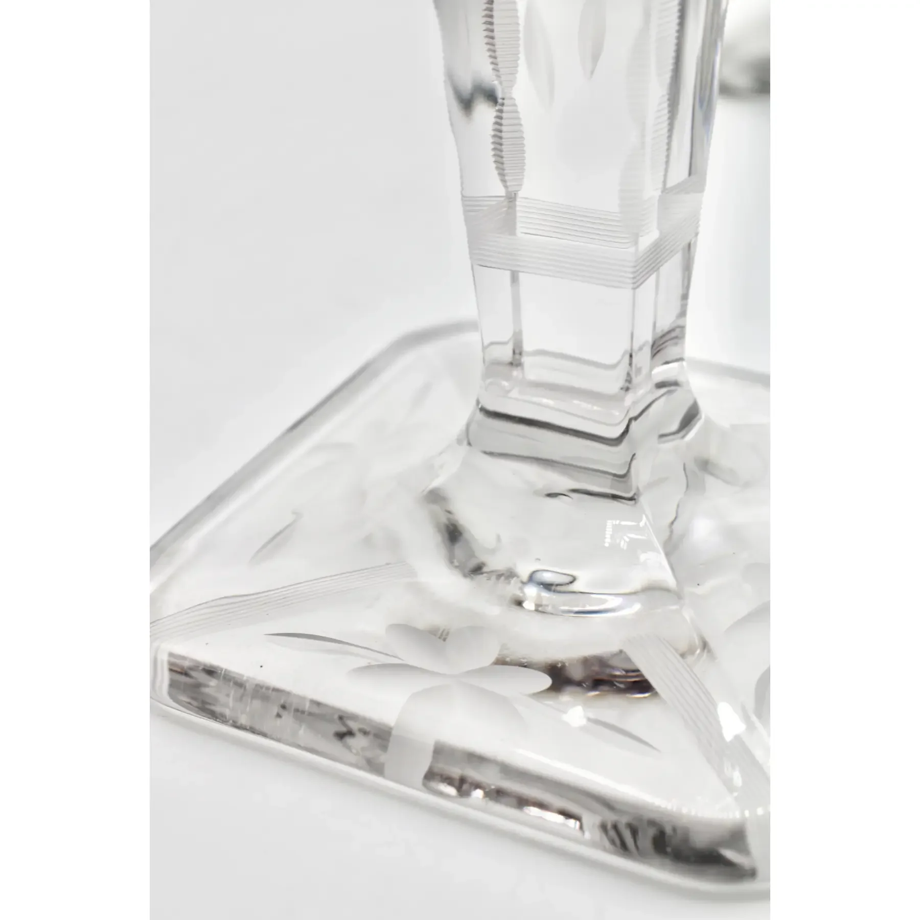 vintage-french-country-crystal-candlesticks-7034.webp