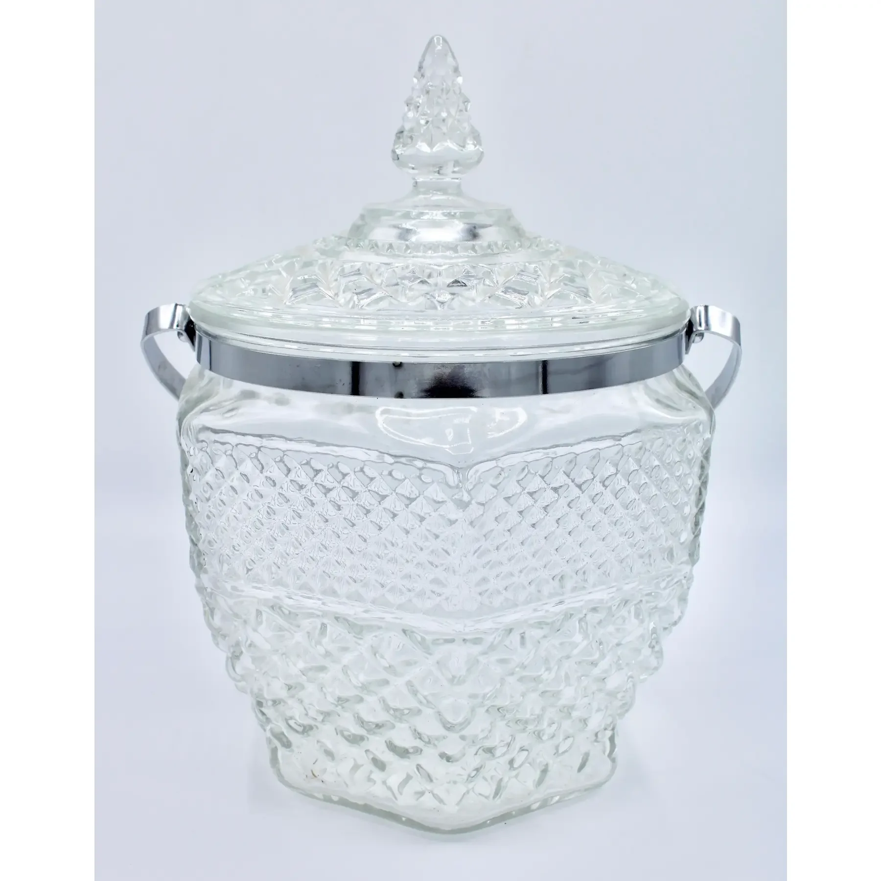 mid-century-italian-crystal-biscuit-jar-4456.webp