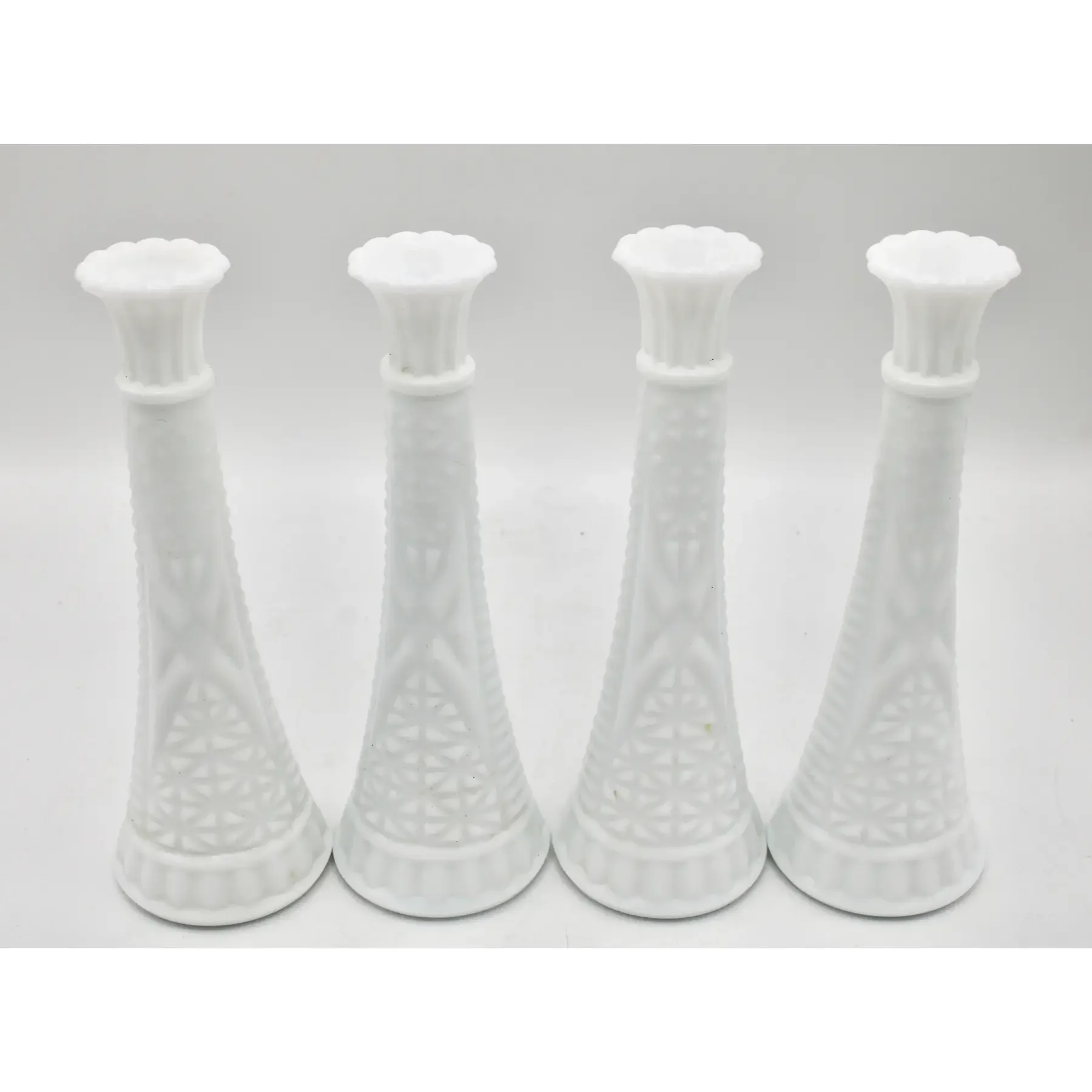 vintage-farmhouse-white-milk-glass-vases-4-8534.webp