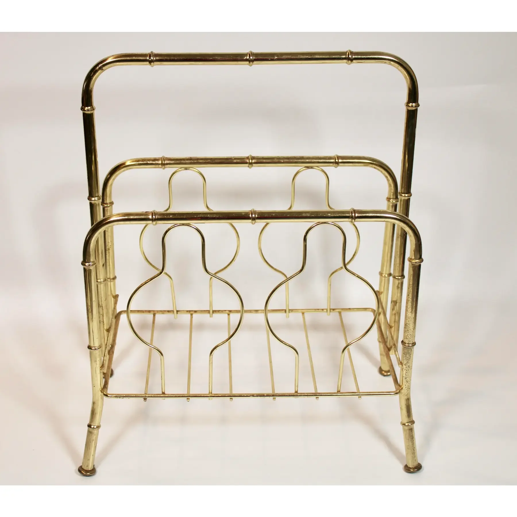 vintage-brass-bamboo-motif-magazine-rack-6034.webp