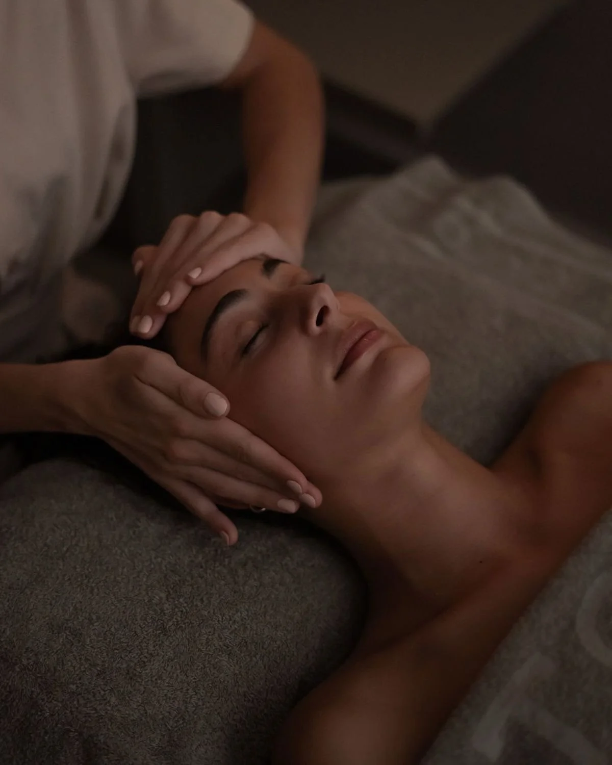 who benefits from floetouch special massage