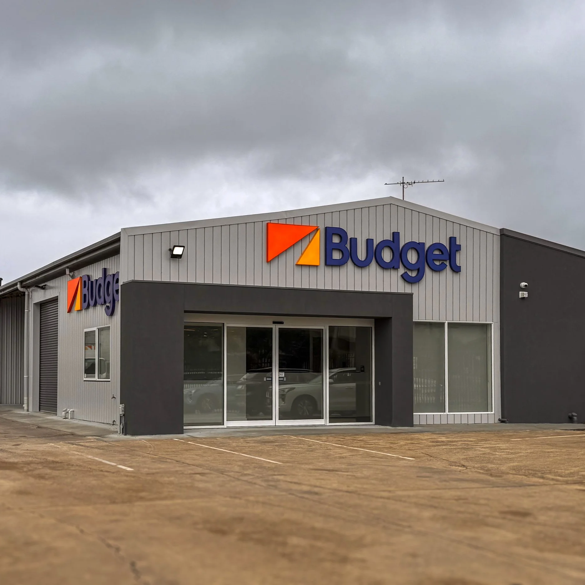 BUDGET CAR & TRUCK RENTAL