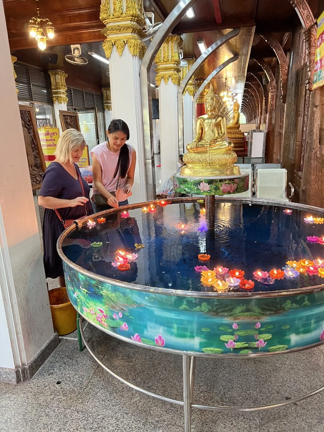 Wat Phanan Choeng Worawihan