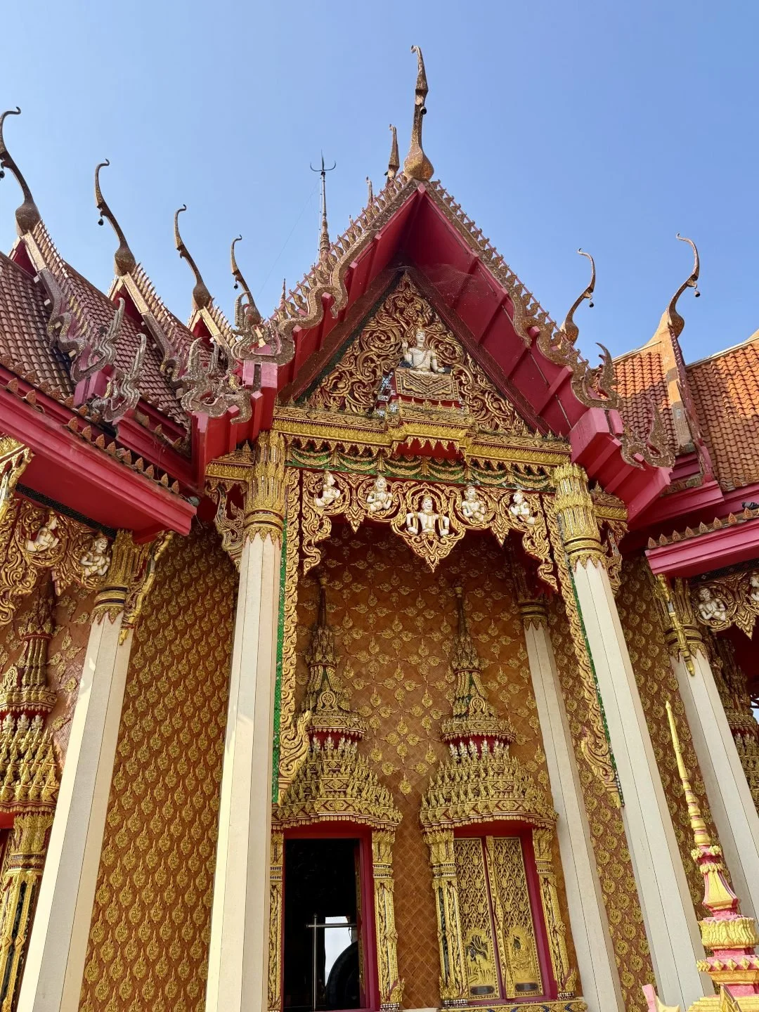 Wat Tham Suea Kanchanaburi - Buddhist Temples