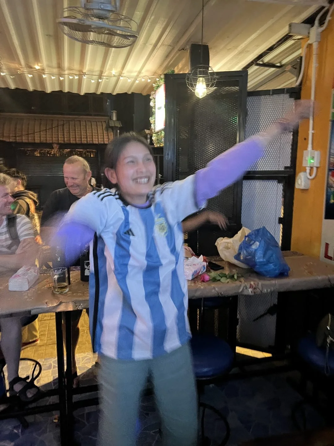 Thailand Travel Tips - Sports Bars