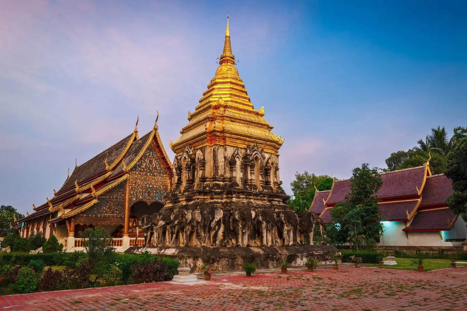 Wat Chedi Luang - Chiang Mai - Best Temples