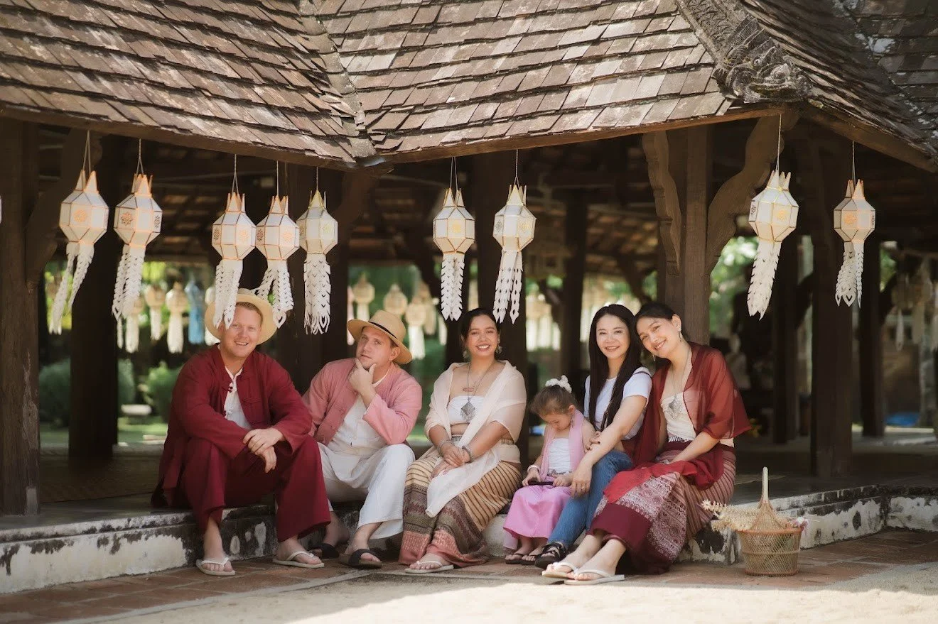 Photoshoot at Wat Intharawat (Wat Ton Kwen)