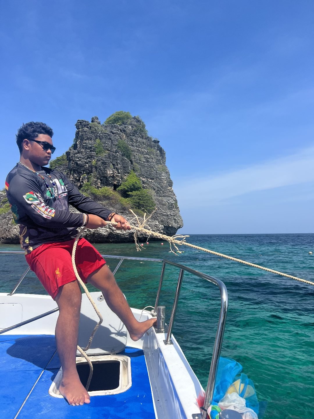 Things To Do in Koh Lanta - Boat Tour Crew