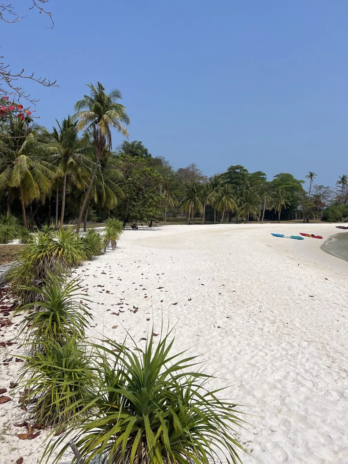 Koh Kham - Powdery White Sand Beach
