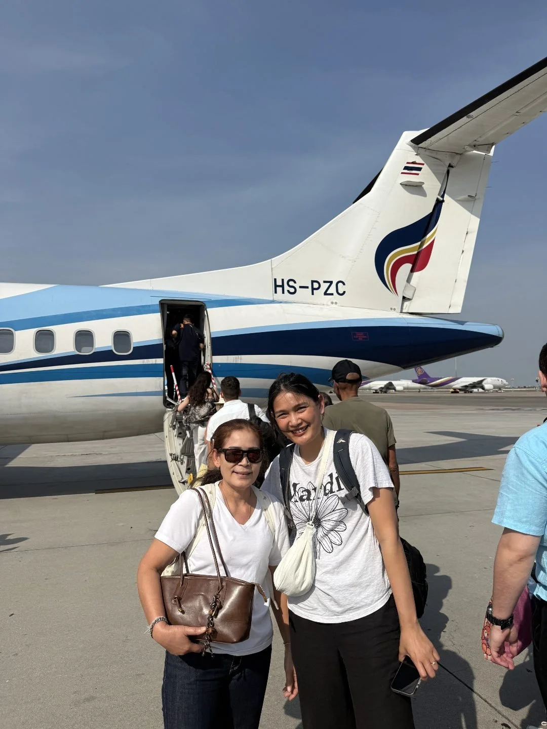Wat Si Chum - Flight to Sukhothai