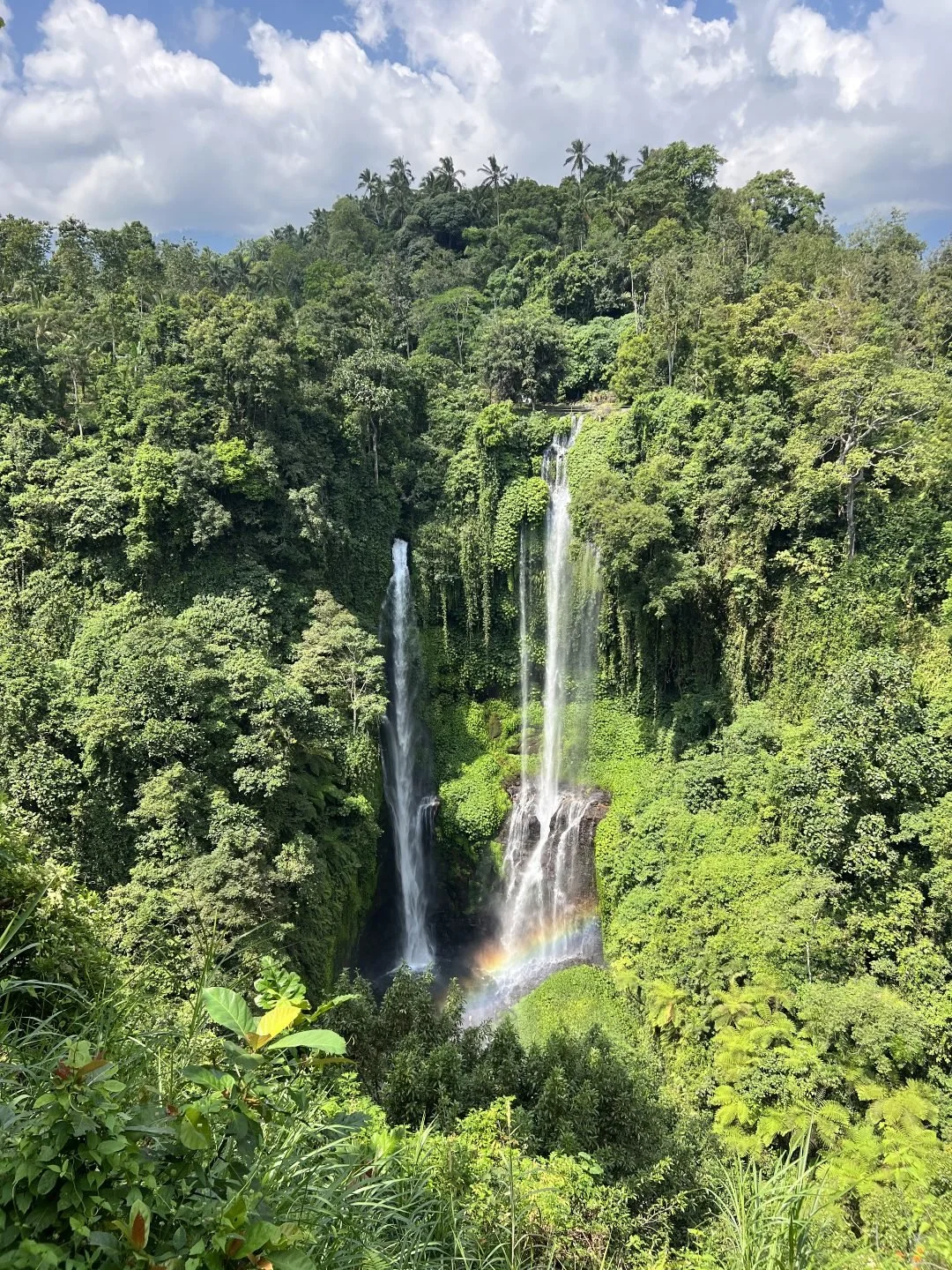 Thailand vs Bali - Sekumpul Waterfall