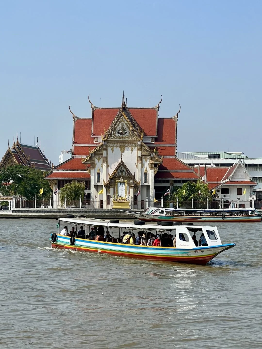 Thailand Travel Tips - Ferry Trips in Bangkok