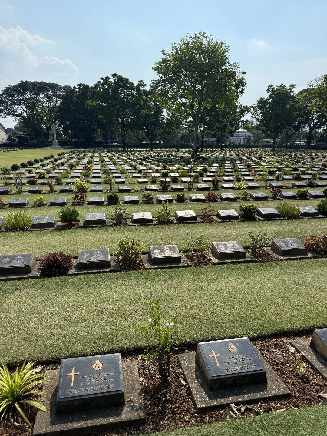 Kanchanaburi - War Cemetary
