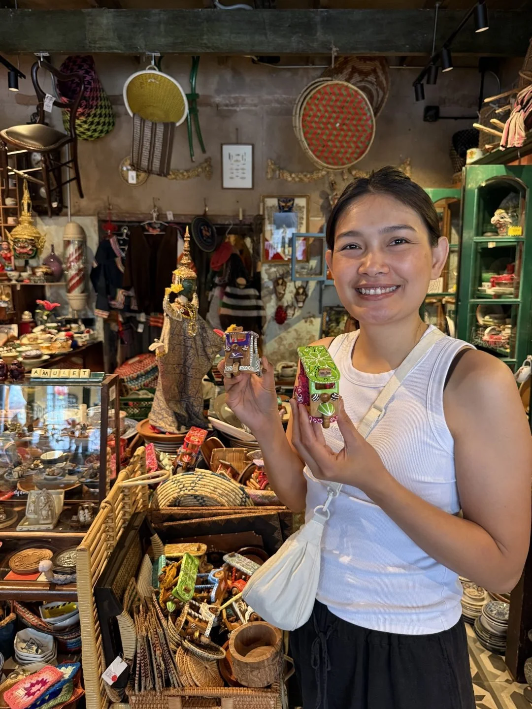 Bangkok Itinerary - Shopping at Song Wat Road