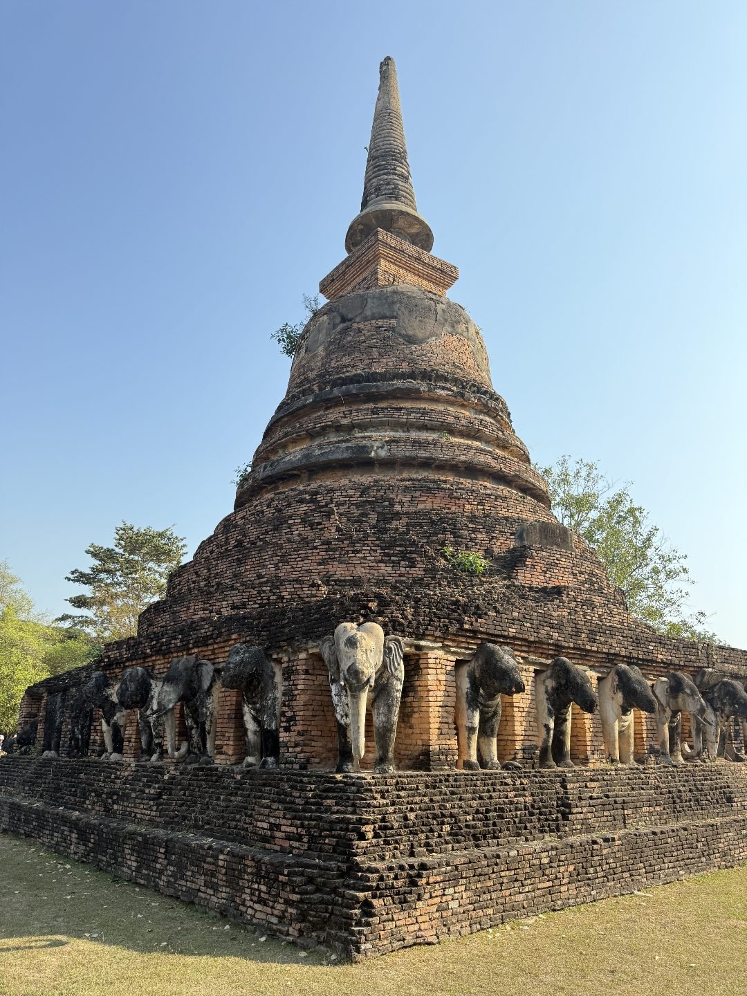 Wat Chang Lom - Sukhothai