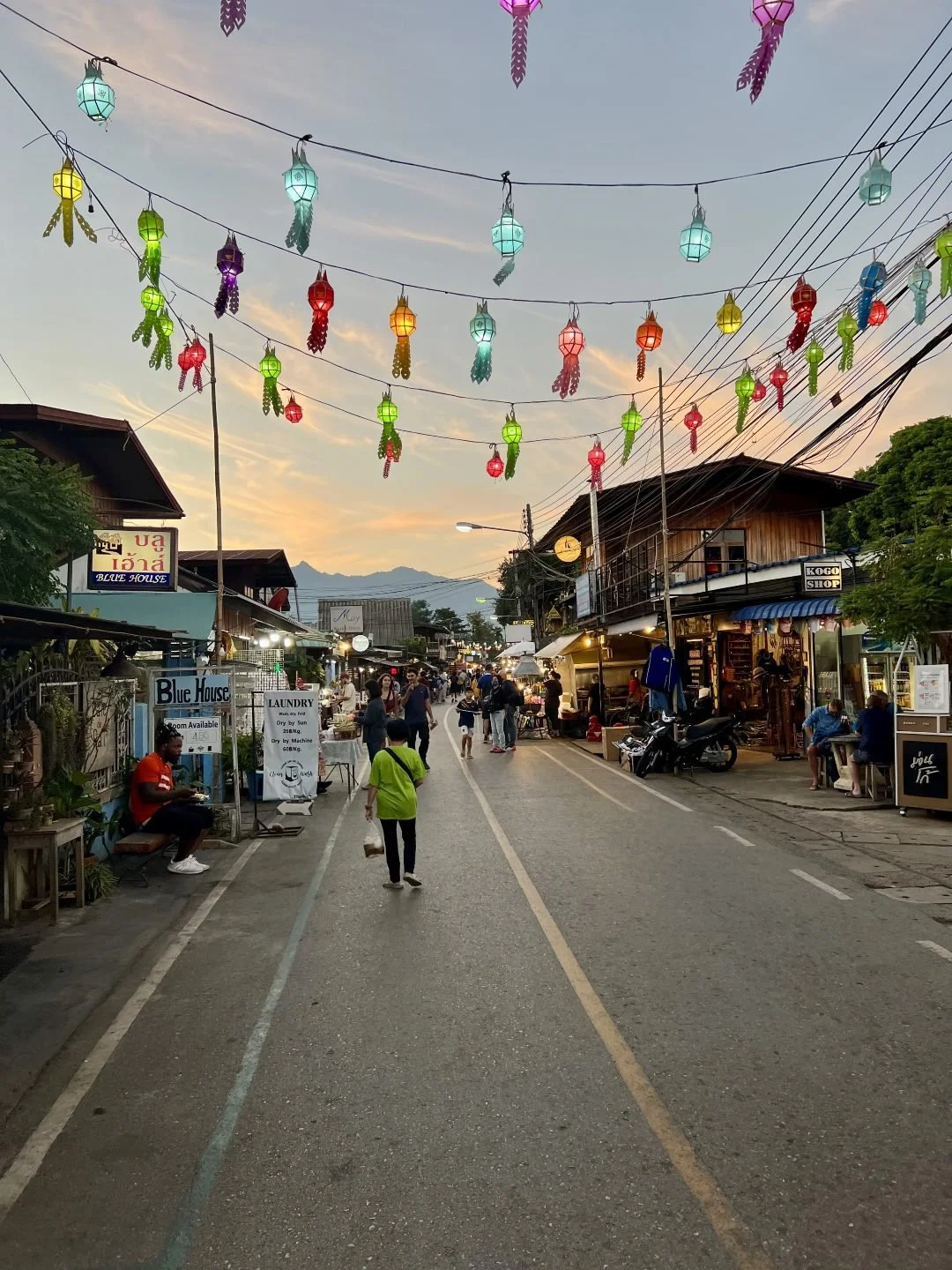 Mae Hong Son Loop - Pai Walking Street Night Market