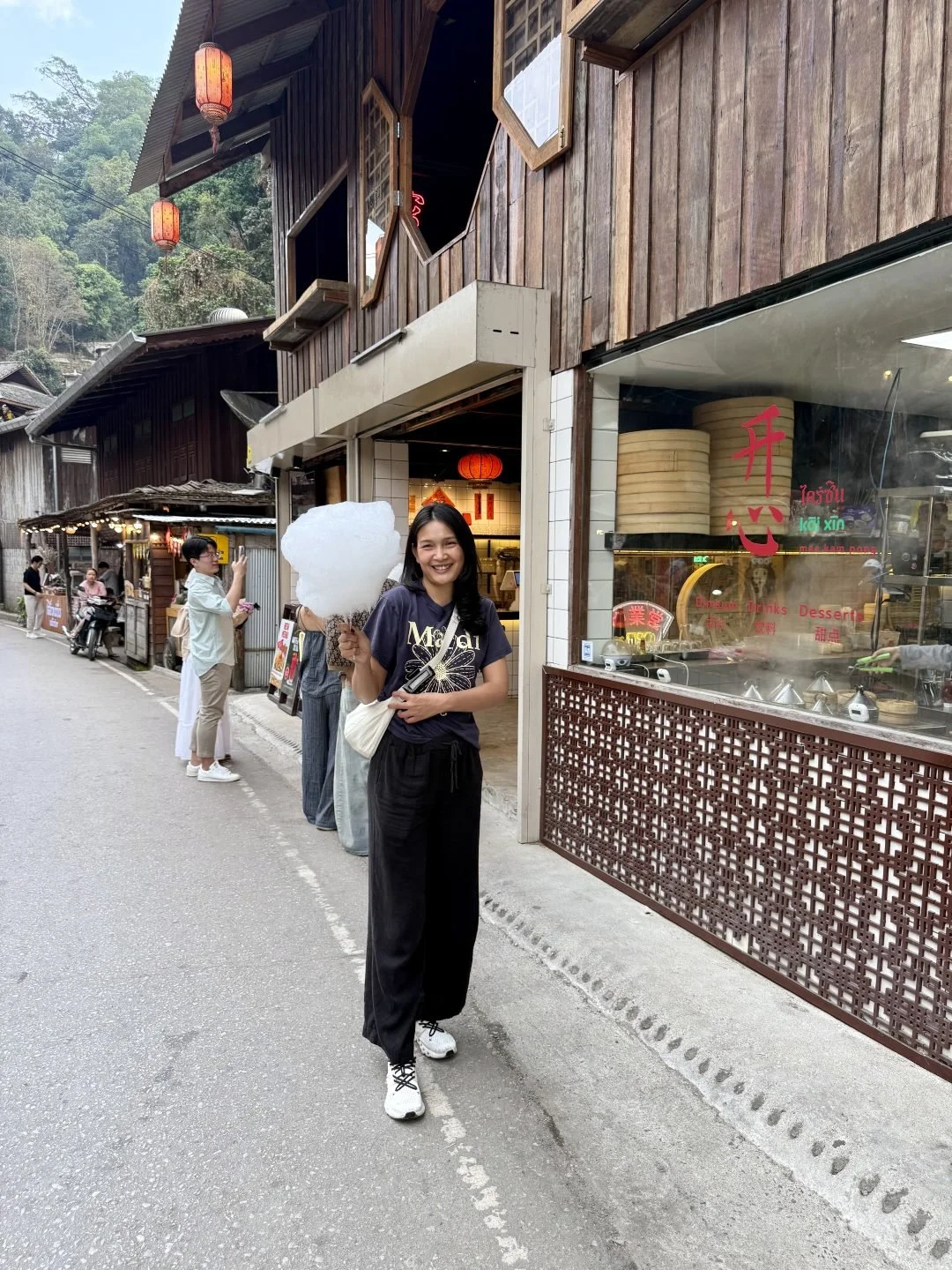 7 Day Thailand Itinerary - Mae Kampong from Chiang Mai