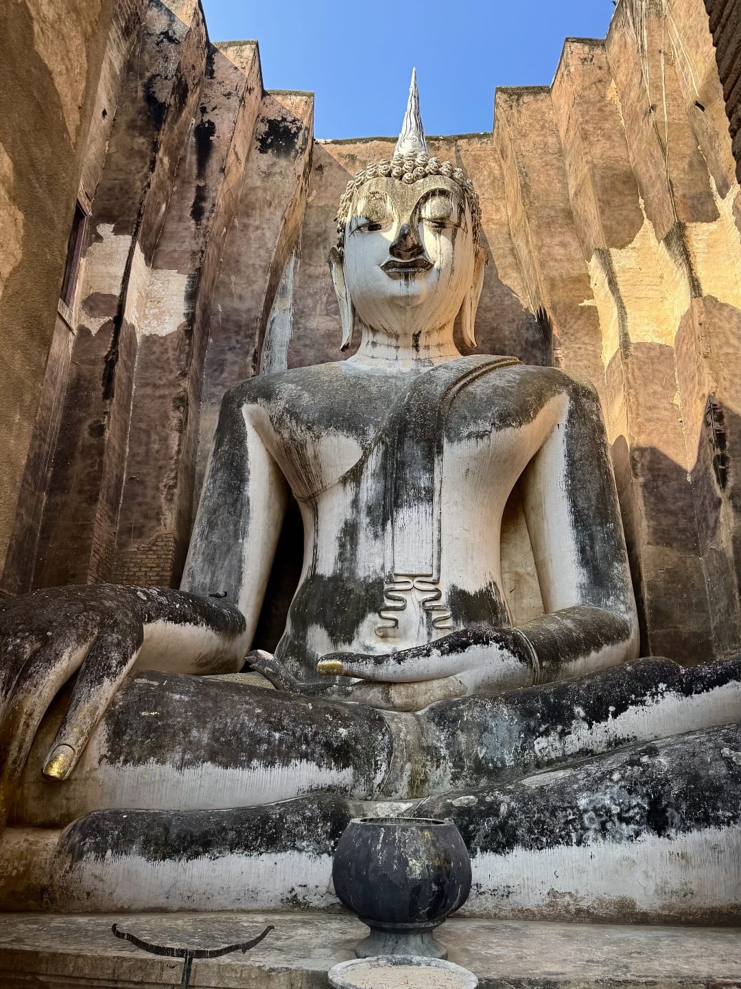 Best Places to Visit in Thailand - Wat Si Chum