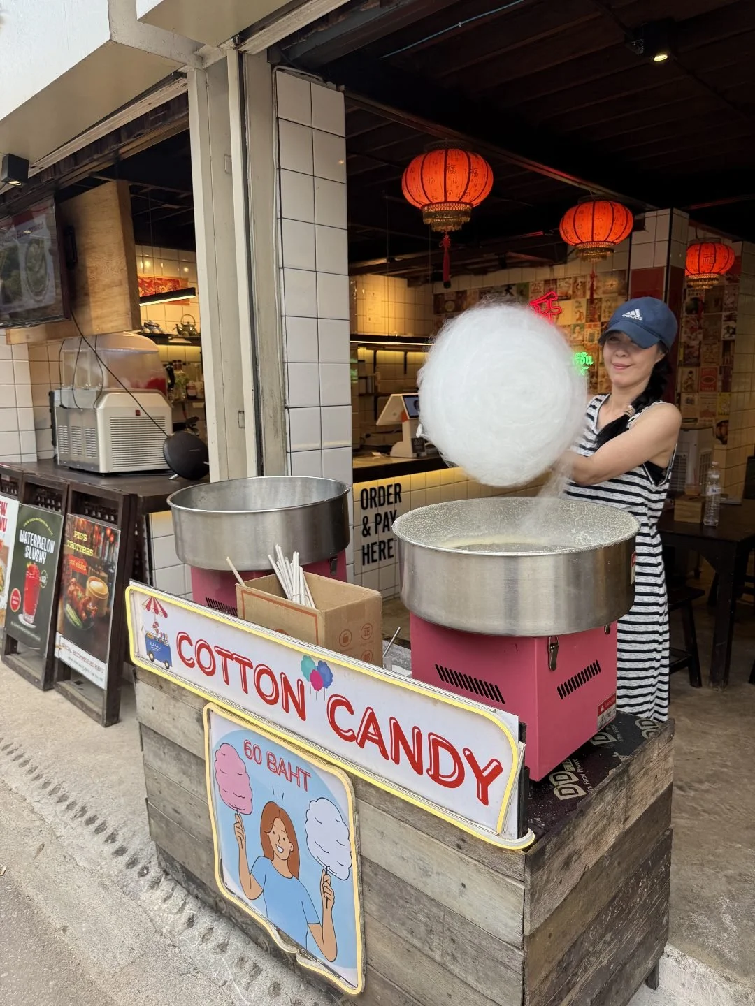 Cotton Candy - Mae Kampong