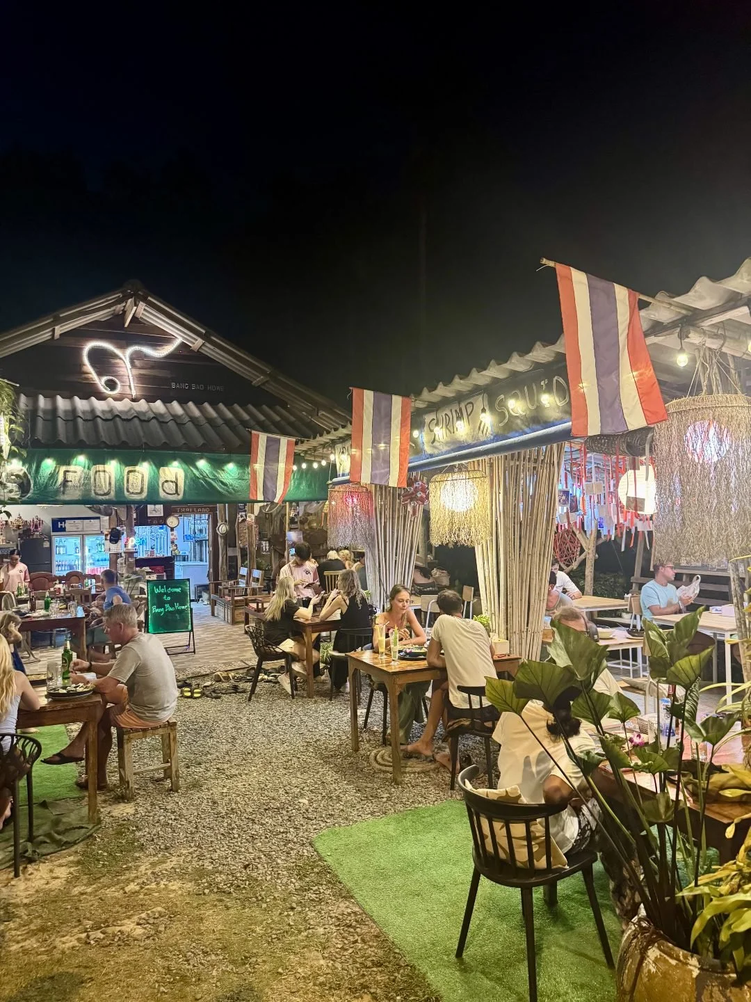 Bang Bao Beach - Bang Bao Home Food