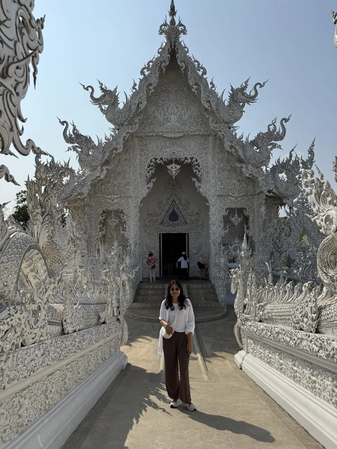Thailand Travel Tips - Dress Respectfully at Temples