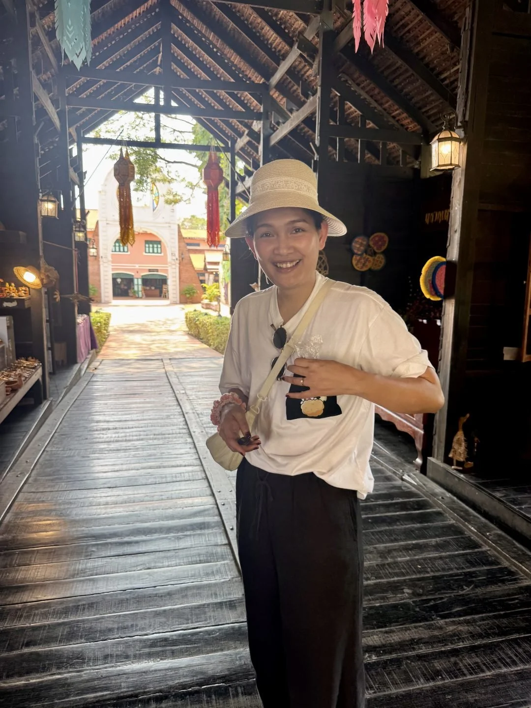 7 Day Thailand Itinerary - Visiting Mallika City from Kanchanaburi
