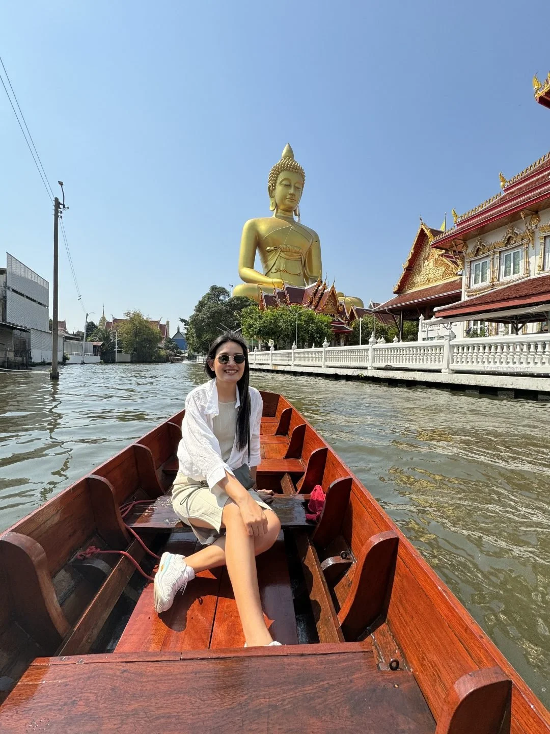 Bangkok Itinerary - Wat Paknam Phasi Charoen