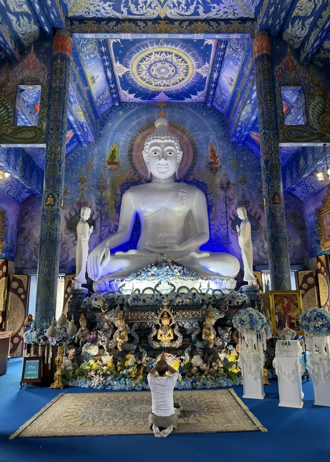 The White Temple & Blue Temple - Chiang Rai