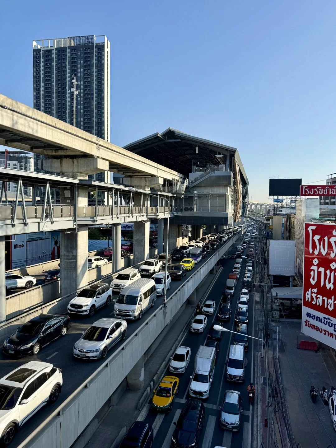 Thailand Travel Tips - Avoid Bangkok Traffic