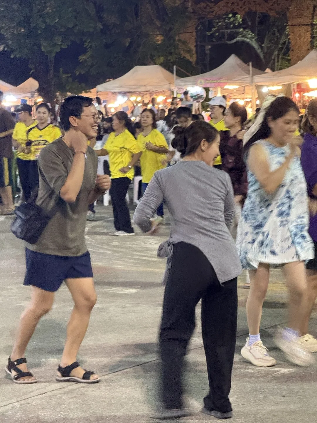 Chiang Mai - Locals Dancing