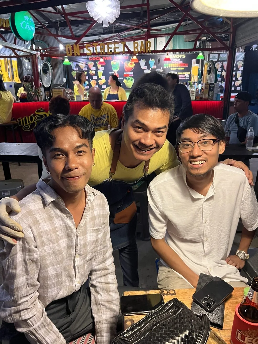 3 Days Koh Samui - On Street Bar Friends