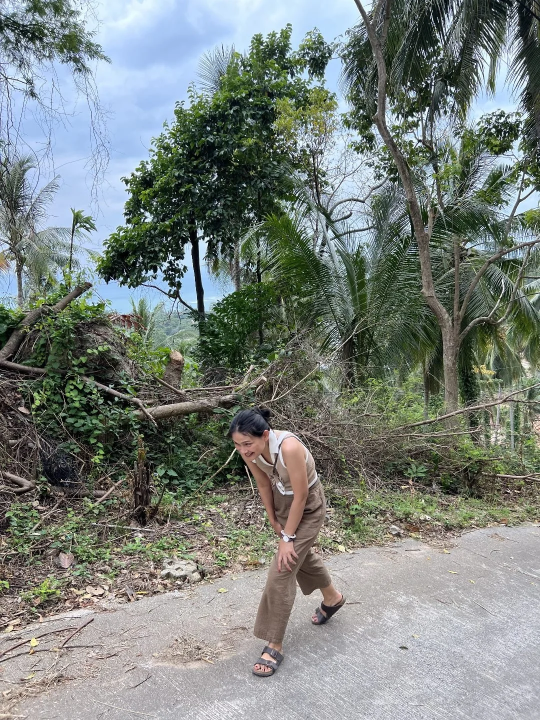 3 Days Koh Samui - Walking Up to Overlap Stone