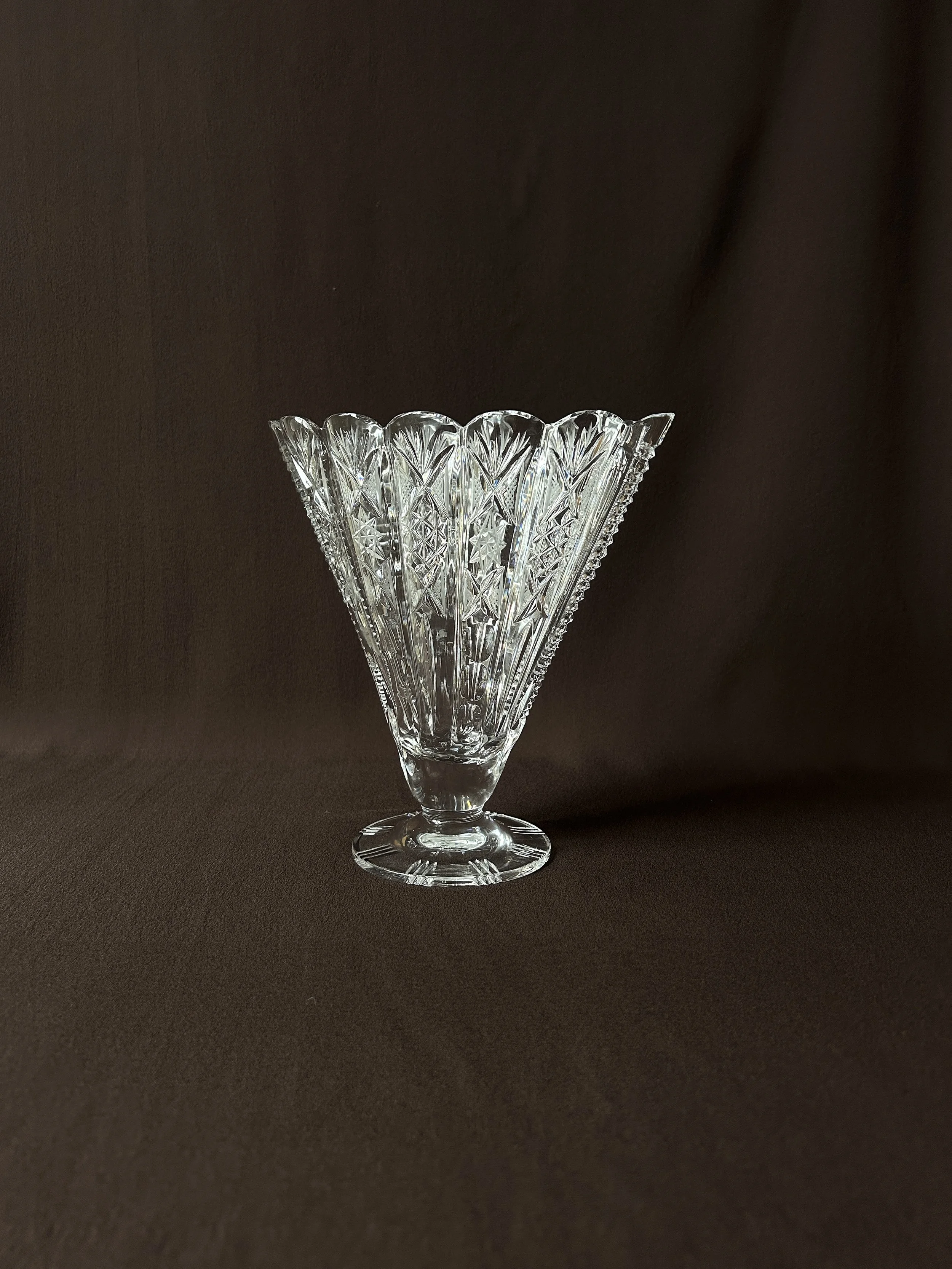 GlassFanVase.JPG