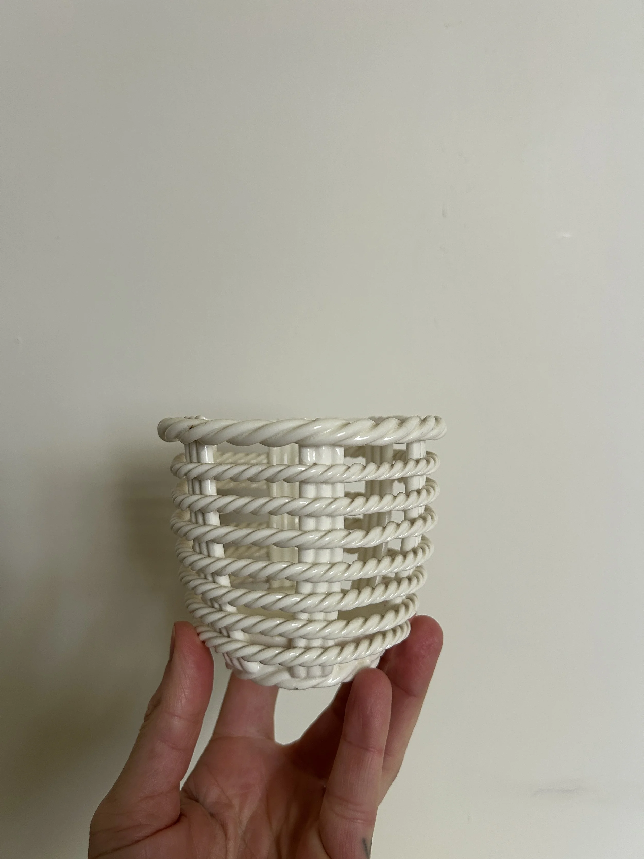 Basket Cermaic 3.JPG