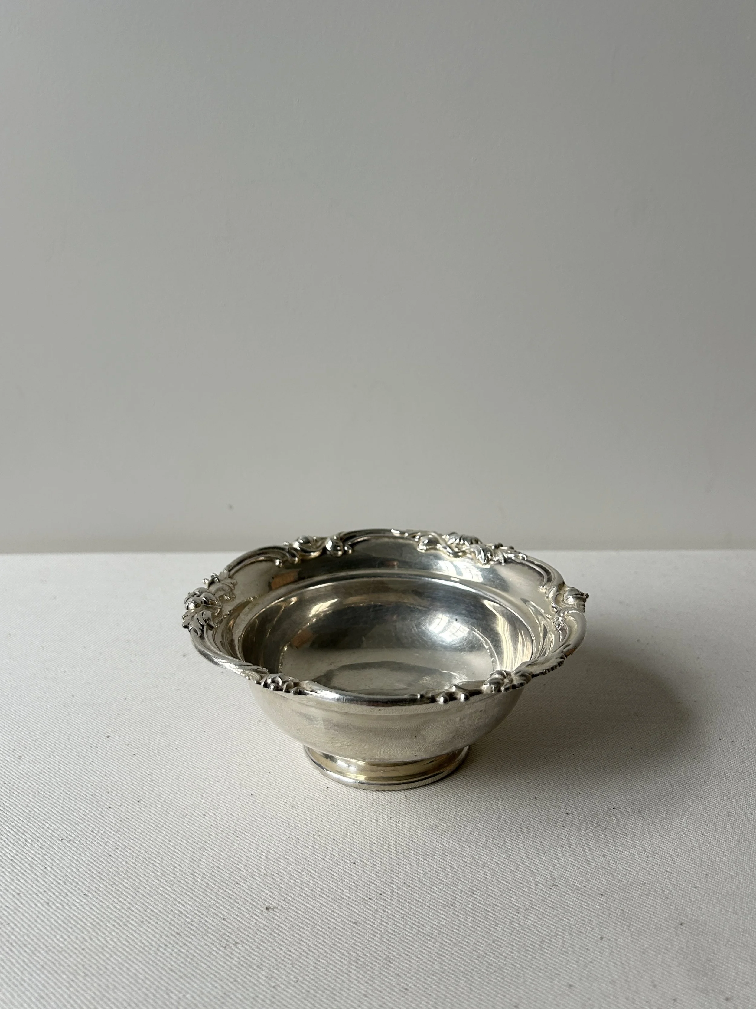 HardySilverBowl1.jpg