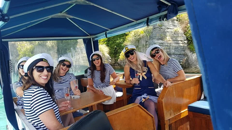 Hens4.jpg