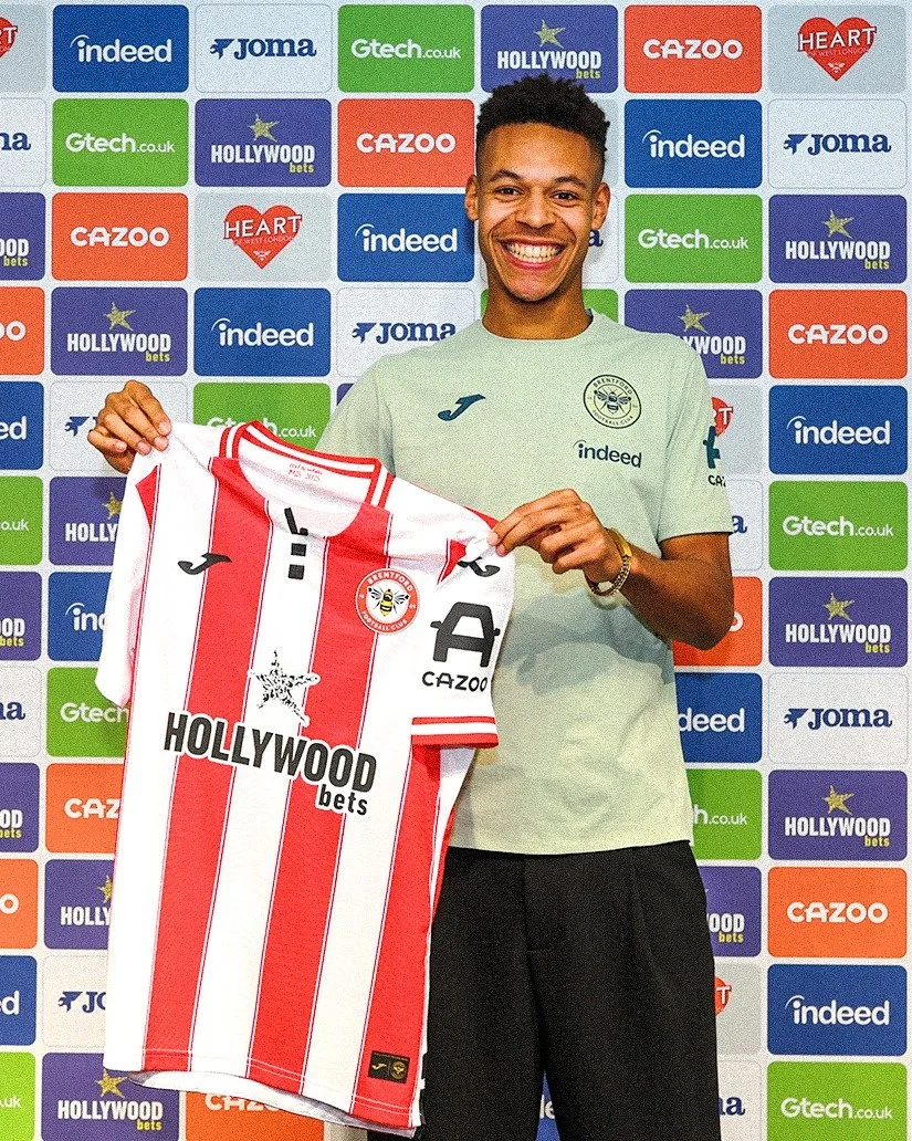 The Bees 🐝 Sting Early with Kaye Furo Signing ✅